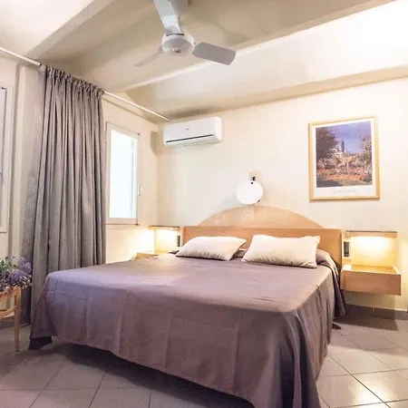 Tatil Evi And Apts. In 23708