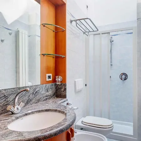 And Apts. In 23708 Tatil Evi *