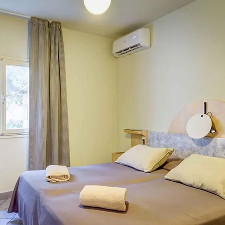 And Apts. In 23708 San Vincenzo
