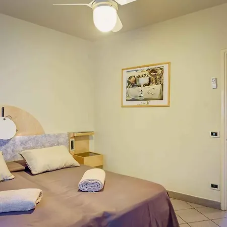 And Apts. In 23708 Tatil Evi